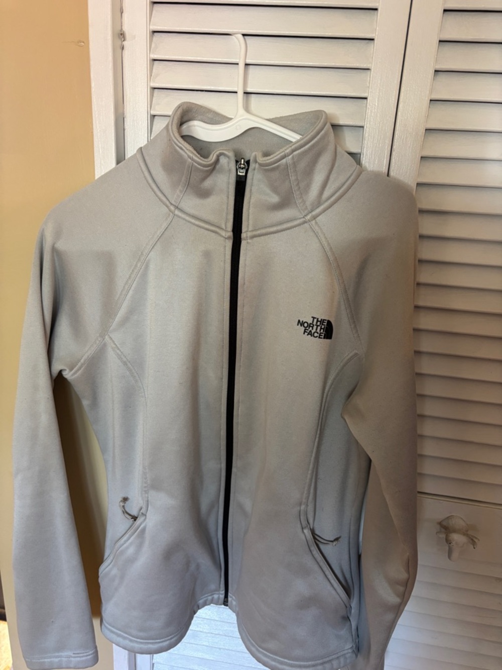 The North Face Light Gray Full-Zip Teddy Fleece Jacket